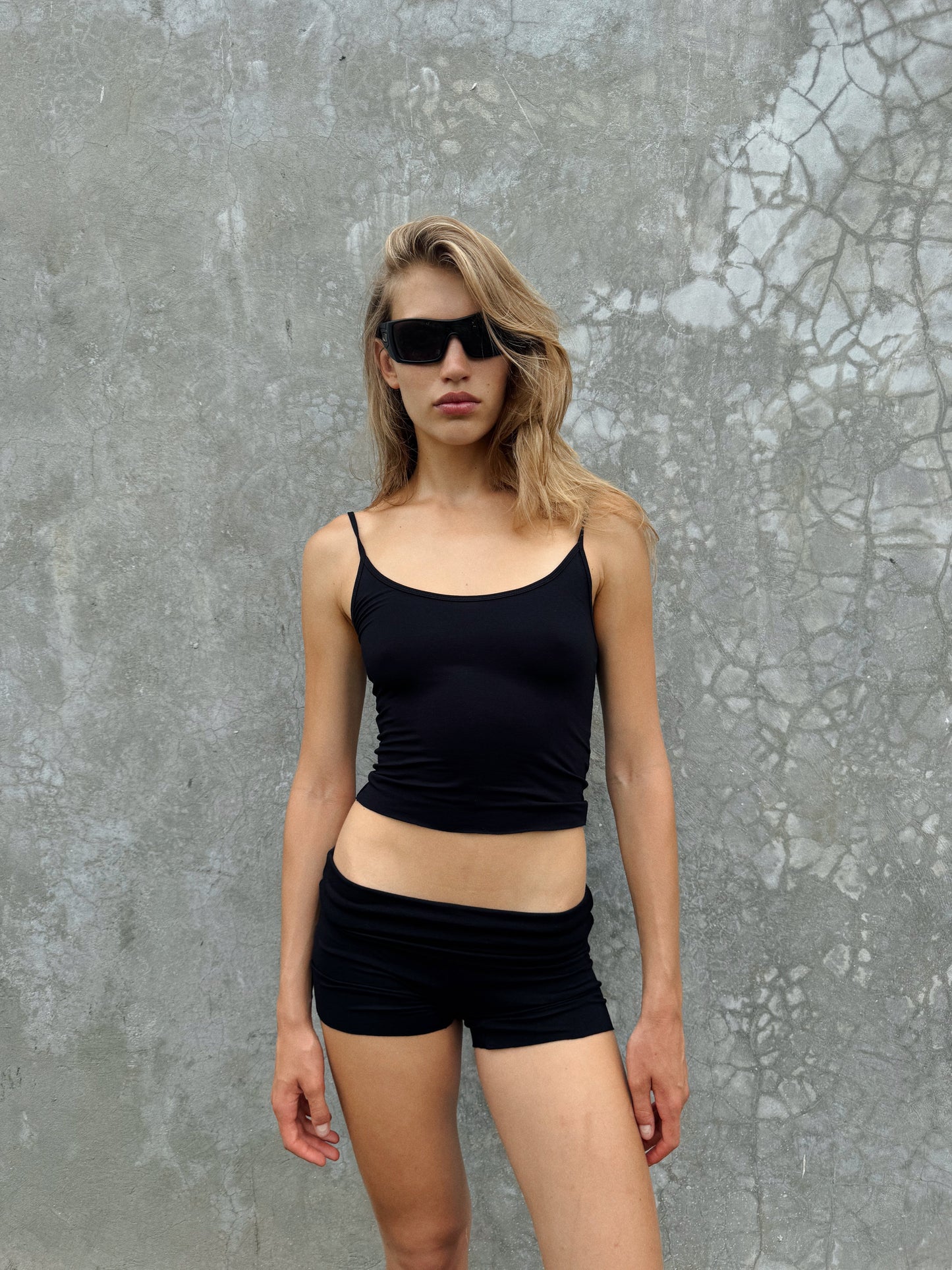 “Vega” raw edges mini shorts