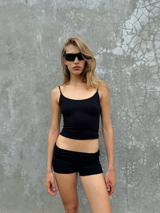 “Vega” raw edges mini shorts