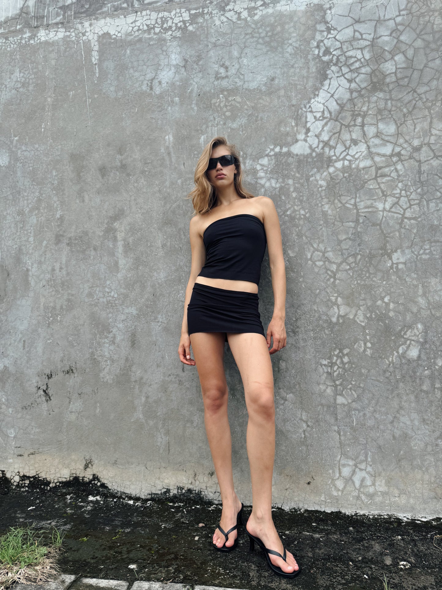 “Frey” raw edges mini skirt