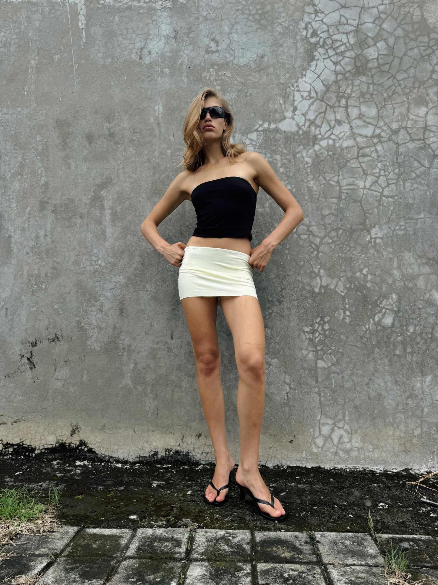 “Frey” raw edges mini skirt